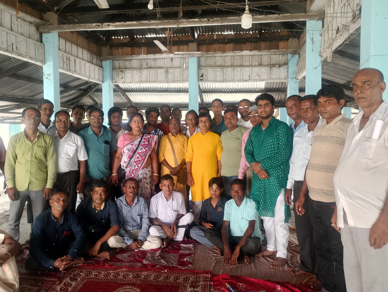 (13/6/2026 ইং) তারকব্রহ্ম কীর্তনীয়া শিল্পী সমিতি উনকোটি জেলা কমিটির উদ্যোগে চন্ডিপুর ও কৈলাশহর বিধানসভার অন্তর্গত সকল স্তরের কীর্তনীয়াদেরকে নিয়ে এক আলোচনা সভা অনুষ্ঠিত হয়।